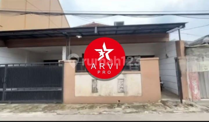 Minimalist House in West Bekasi New City