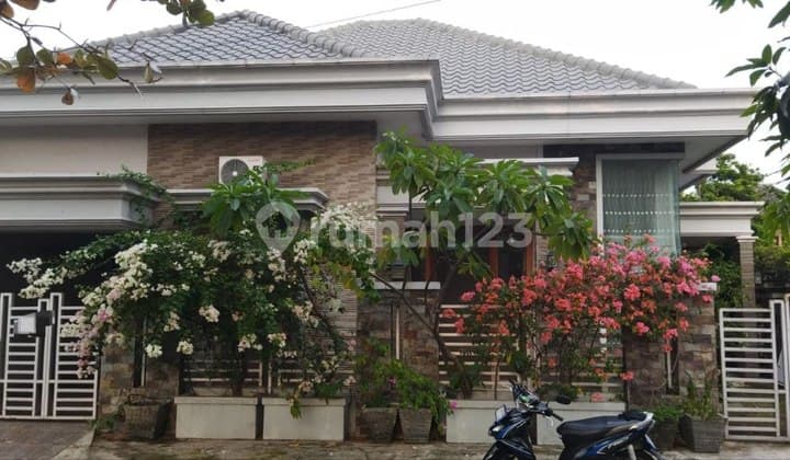 Rumah Bagus Strategis, Di Perumahan Harapan Jaya, Bekasi Utara