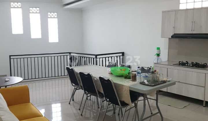 Rumah Minimalis Modern Di Lokasi Strategis Sayap Bkr