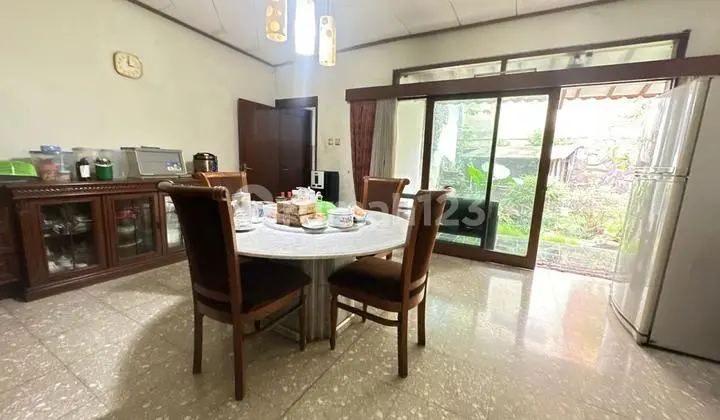 Dijual Rumah Jl. Riau Lokasi Premium Super Strategis