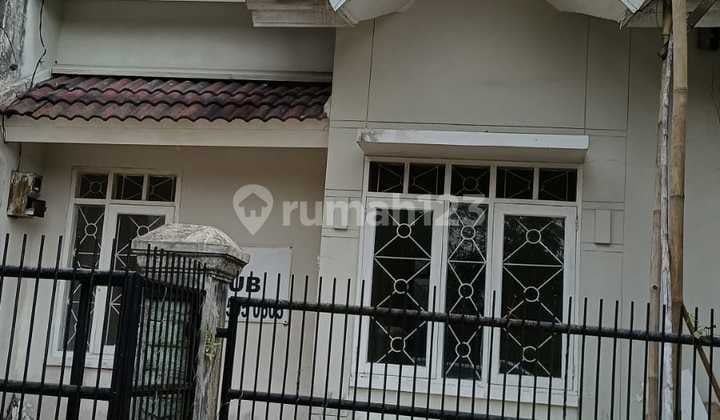 RUMAH SIAP HUNI DENGAN HARGA MURAH NEGO SAMPE DEAL LOKASI BSD