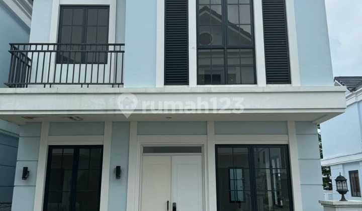 TURUN HARGA RUMAH CANTIK SIAP HUNI POSISI HOEK DI LAVON 2 MONTANA