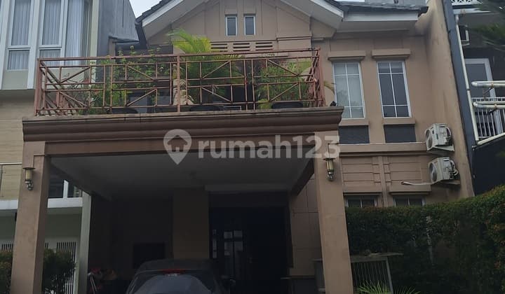 Rumah Bagus Carport Full Dak di The Green Bsd 2 Lantai Siap Huni
