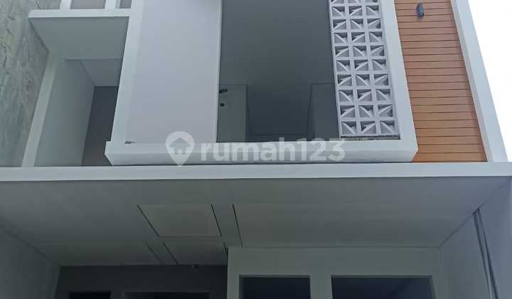 Rumah Baru Siap Huni Pondok Bambu Duren Sawit