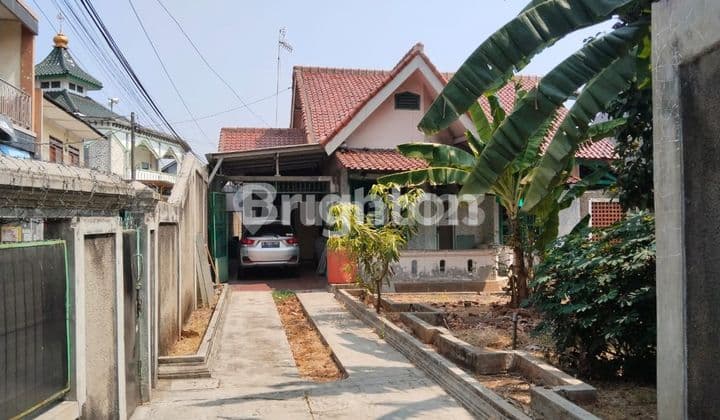 Rumah Dengan Tanah Luas Harapan Jaya Bekasi