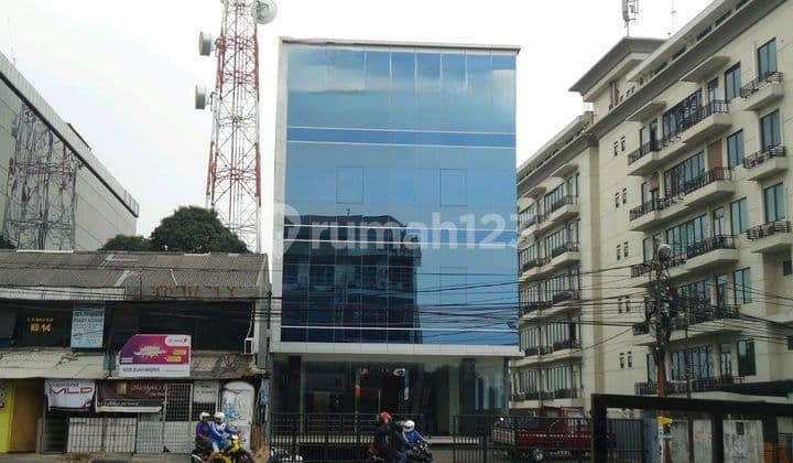 Gedung Perkantoran Siap Pakai Di Jalan Utama Warung Buncit