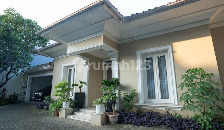 Rumah Mewah Siap Huni Kemang Jakarta Selatan