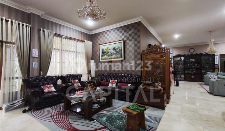 Rumah Asri Luas dan Nyaman Sayap Sukajadi