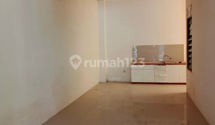 Rumah Siap Huni Asri Lingkungan Nyaman Lembah Hijau