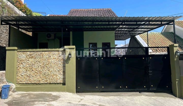 Rumah Jatingaleh Semarang Atas