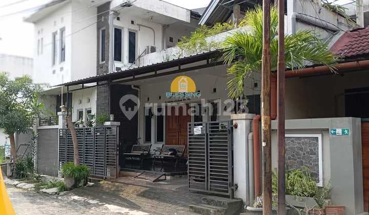 RUMAH KOST DI JALAN KERTANEGARA