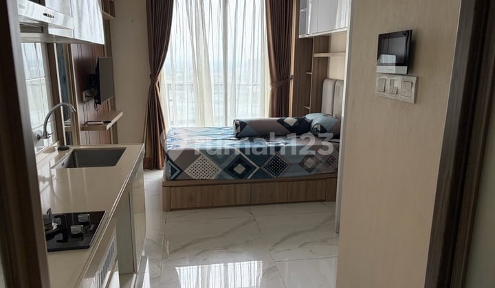 For rent. Studio apartment. Fully furnished.