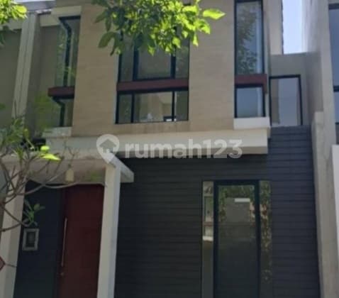 Dijual Rumah 2Lt Northwest Park