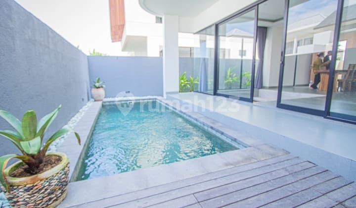 Villa Modern 2 Br, 2 Lantai Siap Huni di Kawasan Premium Seminyak