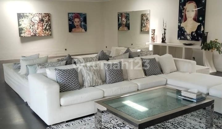 Leasehold Villa 27 Years In Sanur Beachside 4 Bedroom (338V)