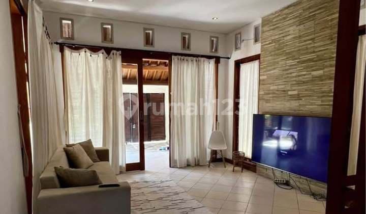 Sanur Villa for Rent – Large Parking, Gym, BBQ & More (94A1)