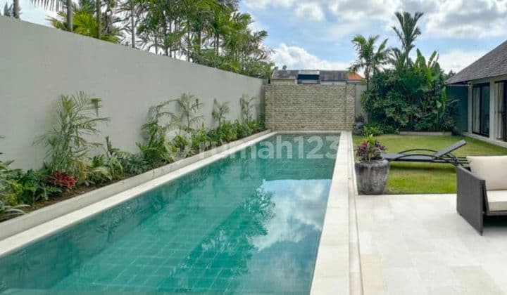 For Lease Modern Tropical 3 Bedroom Villa Umalas (312Vf2)