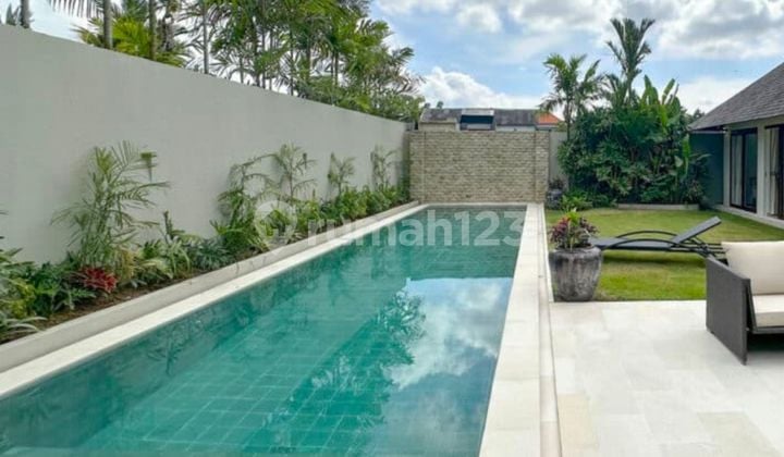 For Lease Modern Tropical 3 Bedroom Villa Umalas (312Vf2)