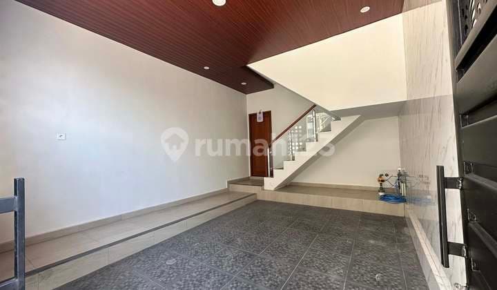 For Rent House on Jalan Tukad Balian Utara Renon (43V)