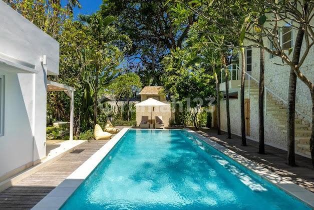 Freehold Luxury Fully Furnished Villa - Spacious, Elegant (93V)