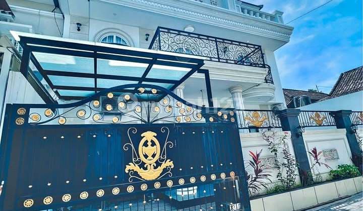 Fully Furnished Modern 3 Bedroom Villa In West Denpasar (228V)