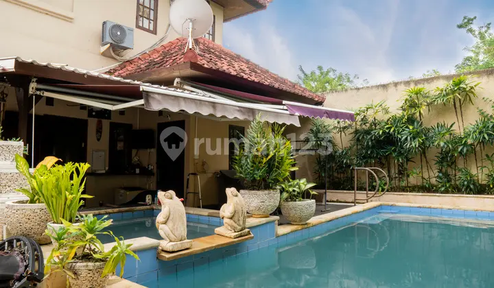 Villa 2 Bedroom For Sale With Spacious Land In Ungasan (184V)