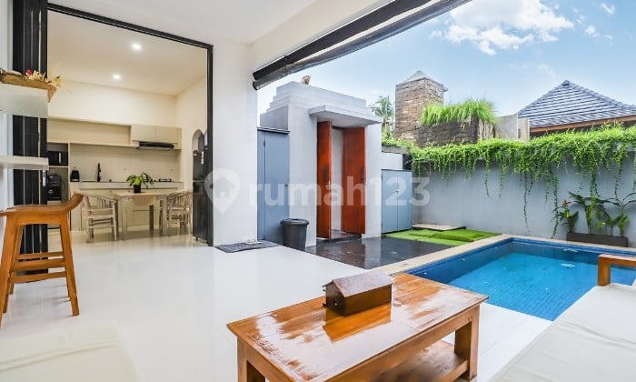 Brand New Modern Tropical Villa For Rent Lodtunduh Ubud (169V)