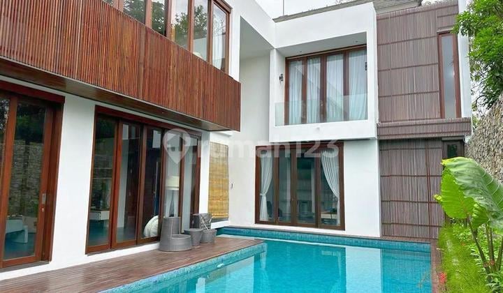 For Rent Luxury 4 Bedroom Villa Beachside In Sanur (169V)