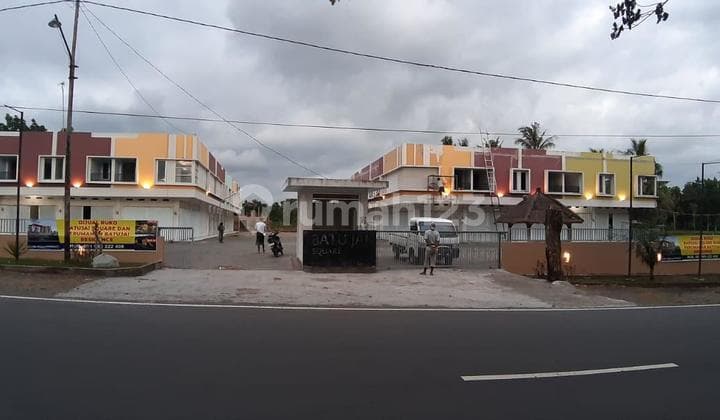 Premium Shophouse in a Strategic Location in West Praya, Central Lombok