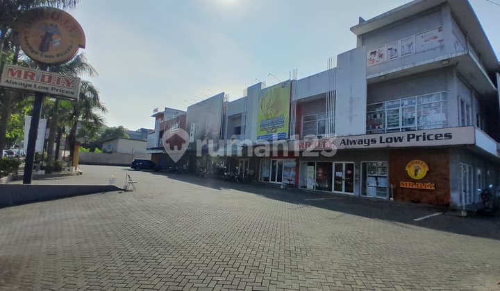 Ruko Galeria Dekat Exit Toll Desari, Jalur Padat Sawangan, Depok