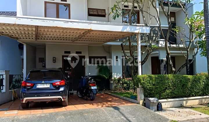 House in a Cluster (One Gate System) Kencana Loka BSD Tangsel