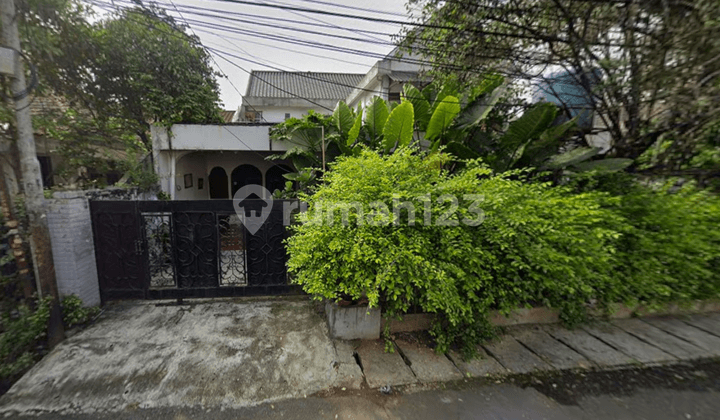 Rumah Unfurnished SHM Setiabudi, Jakarta Selatan