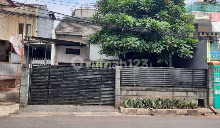 Rumah Bagus SHM Pasar Minggu, Jakarta Selatan
