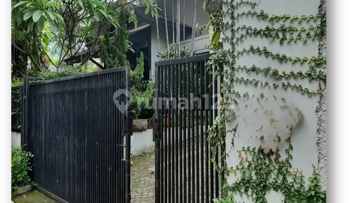 Rumah di Jaya Mandala, Belakang Bidakara