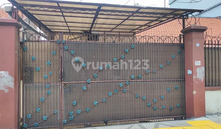 Rumah Bagus SHM Tebet, Jakarta Selatan