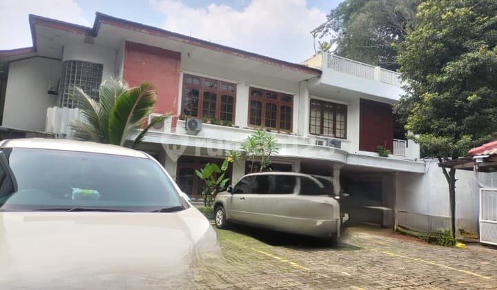 Rumah Bagus SHM Kemang, Jakarta Selatan