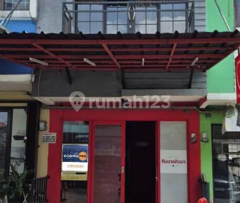 For sale, shop house, ready to occupy, in Legenda Wisata.