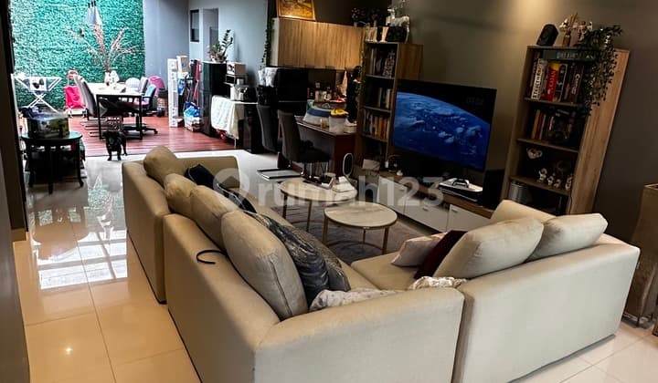 Dijual Rumah Siap Huni Semi Furnish Berlokasi di Bsd Avani
