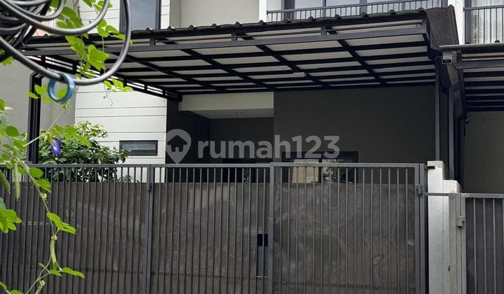 Rumah di Grand Paradiso Bsd Rapih Banget Siap Huni Harga Murah