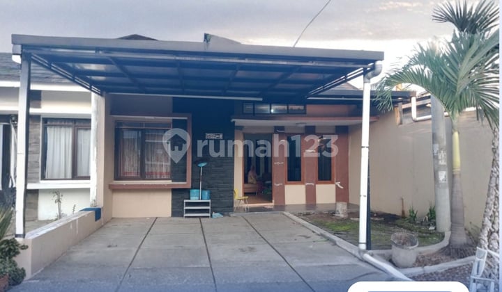 Dijual Rumah Townhouse Eksklusif - Cluster Imperial Saturnus