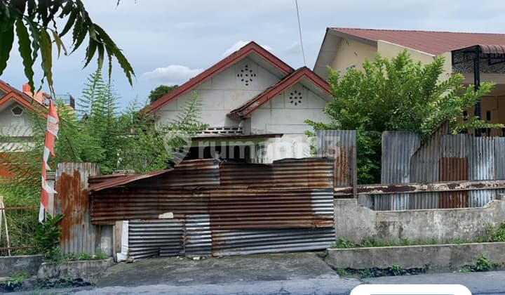 Rumah Tua Hitung Tanah Lokasi Strategis di Medan Perjuangan