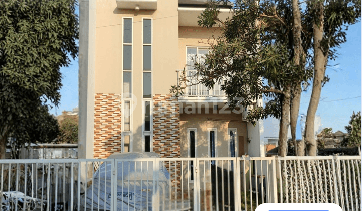 Rumah 2 Lantai Area Sidoarjo - Emerald Village, Gedangan