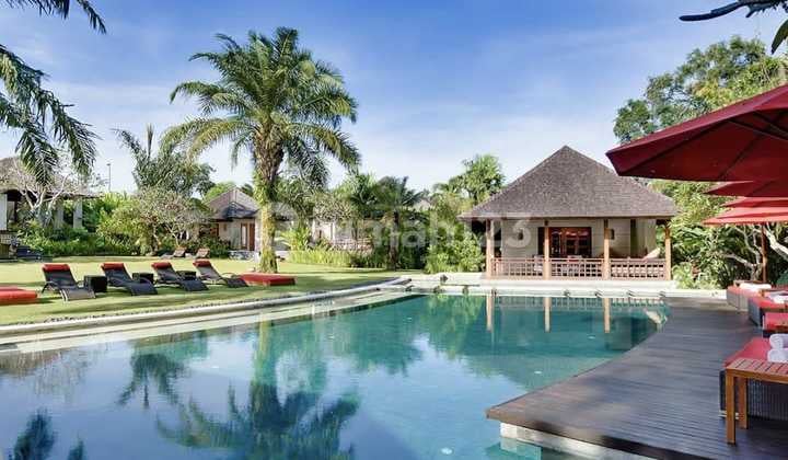 Resort Land 3930M² + 6 Villa Aktif | Golf View Wedding Venue