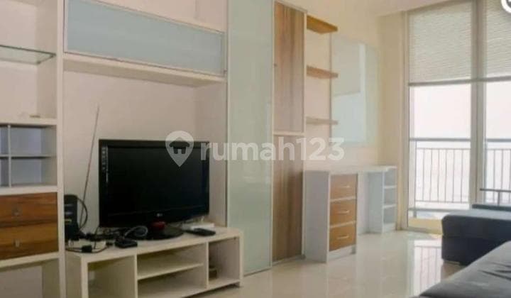 Strategic and comfortable apartment. Ancol Mansion