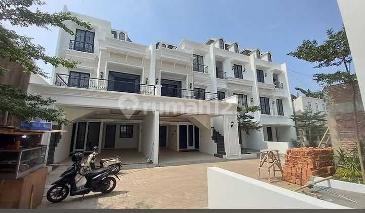 Rumah 3 Lantai di Kalibata Jakarta Selatan Rumah Bagus SHM di Jl. Kalibata Utara Ii No.42, Kalibata, Pancoran, Kota Jakarta Selatan, Dki Jakarta, Indonesia, 12740, Kalibata