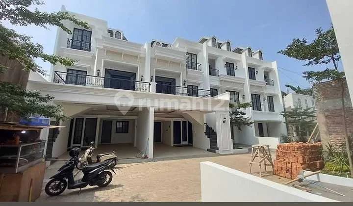 Rumah 3 Lantai di Kalibata Jakarta Selatan Rumah Bagus SHM di Jl. Kalibata Utara Ii No.42, Kalibata, Pancoran, Kota Jakarta Selatan, Dki Jakarta, Indonesia, 12740, Kalibata