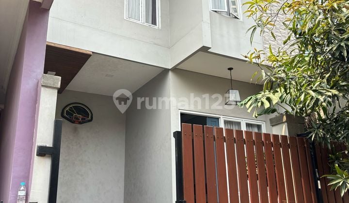 Rumah 2 Lantai Minimalis Modern 5 Menit Dari Tol Beca Ayu