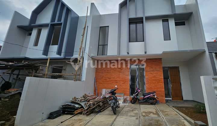 Dijual Cepat Rumah 2 Lantai Siap Huni Bebas Banjir