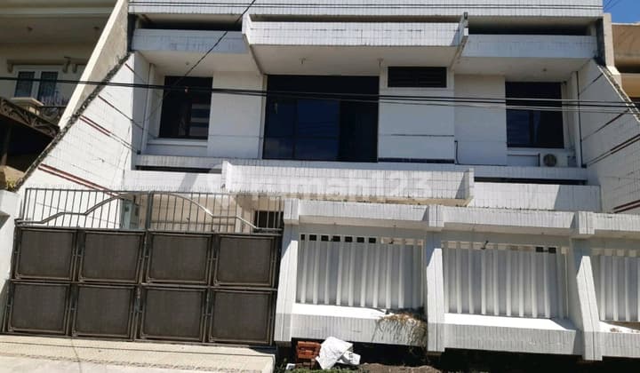 Rumah Manyar Kertoarjo Mewah Elegan Siap Huni