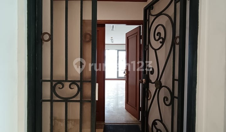 Dijual Termurahhh, Dibawah Harga Njop...3 Bedroom Kondoninium Kintamani Di Prapanca, Jaksel Termurahhh...